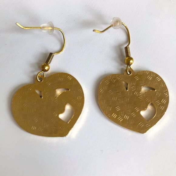 Cloisonné Tropical Flower Heart Shaped Vintage Pierced Earrings - Picture 11 of 14